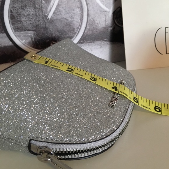 Michael Kors Travel Bag Silver Sparkle Leather New - Picture 7 of 8